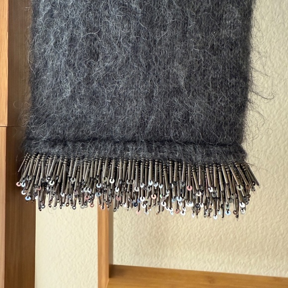 H&M Edition Charcoal Fuzzy Sweater Size M - Picture 12 of 13